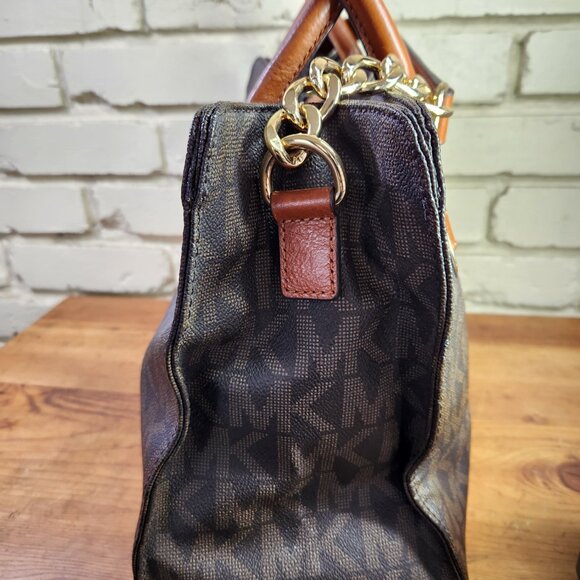 Euc Michael Kors Hamilton Brown Monogram Shoulder Bag Purse - Picture 8 of 13